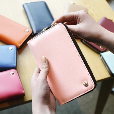 Crown zip smart wallet (1)